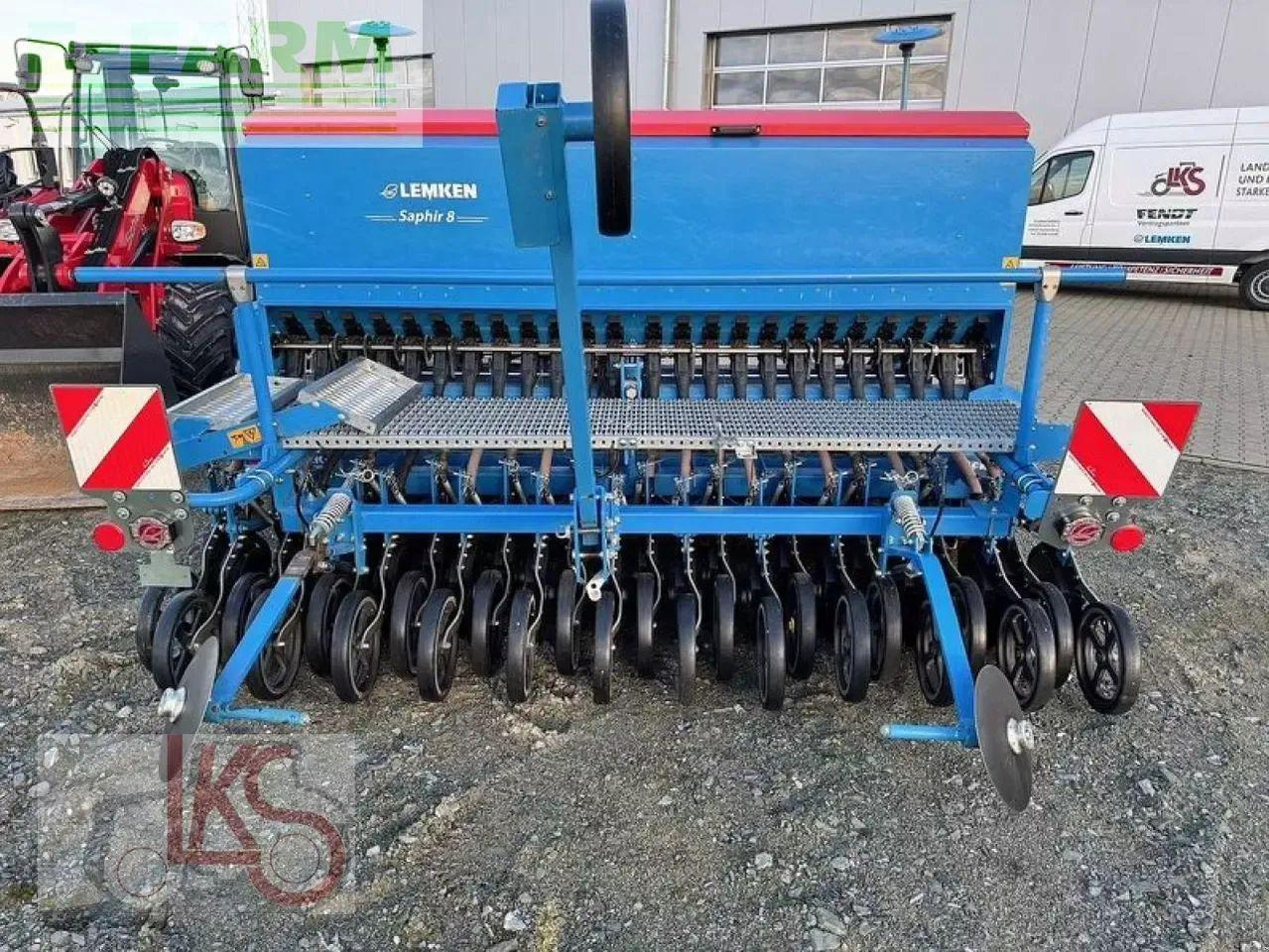 Lemken saphir 8 / 300 ds + zirkon 8 / 300 - Комбајнска семенска дупчалка: слика 5 Lemken saphir 8 / 300 ds + zirkon 8 / 300 - Комбајнска семенска дупчалка: слика 5