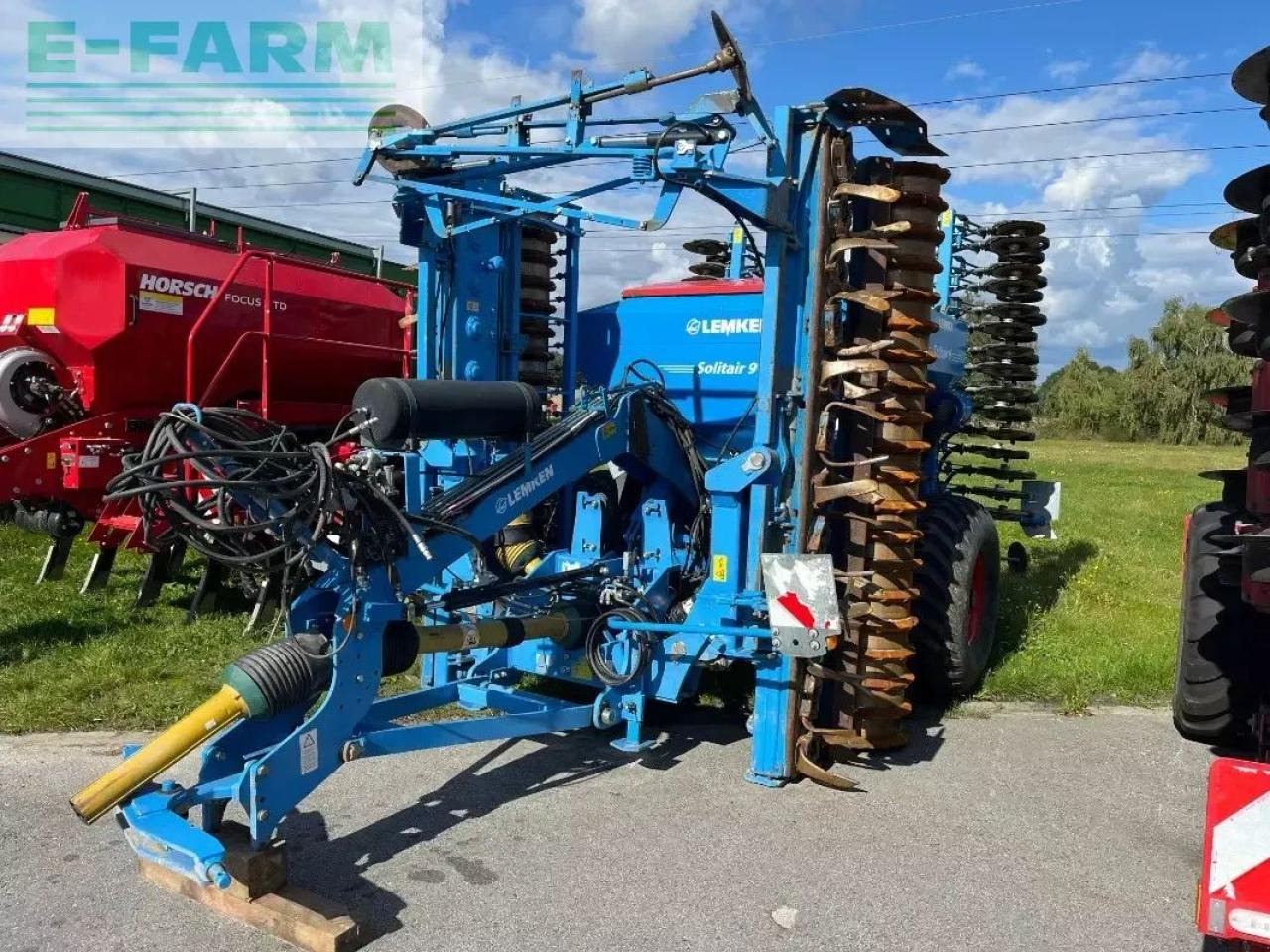 Lemken solitair 9/600 ka-ds + zirkon 10/600 - Комбајнска семенска дупчалка: слика 1 Lemken solitair 9/600 ka-ds + zirkon 10/600 - Комбајнска семенска дупчалка: слика 1
