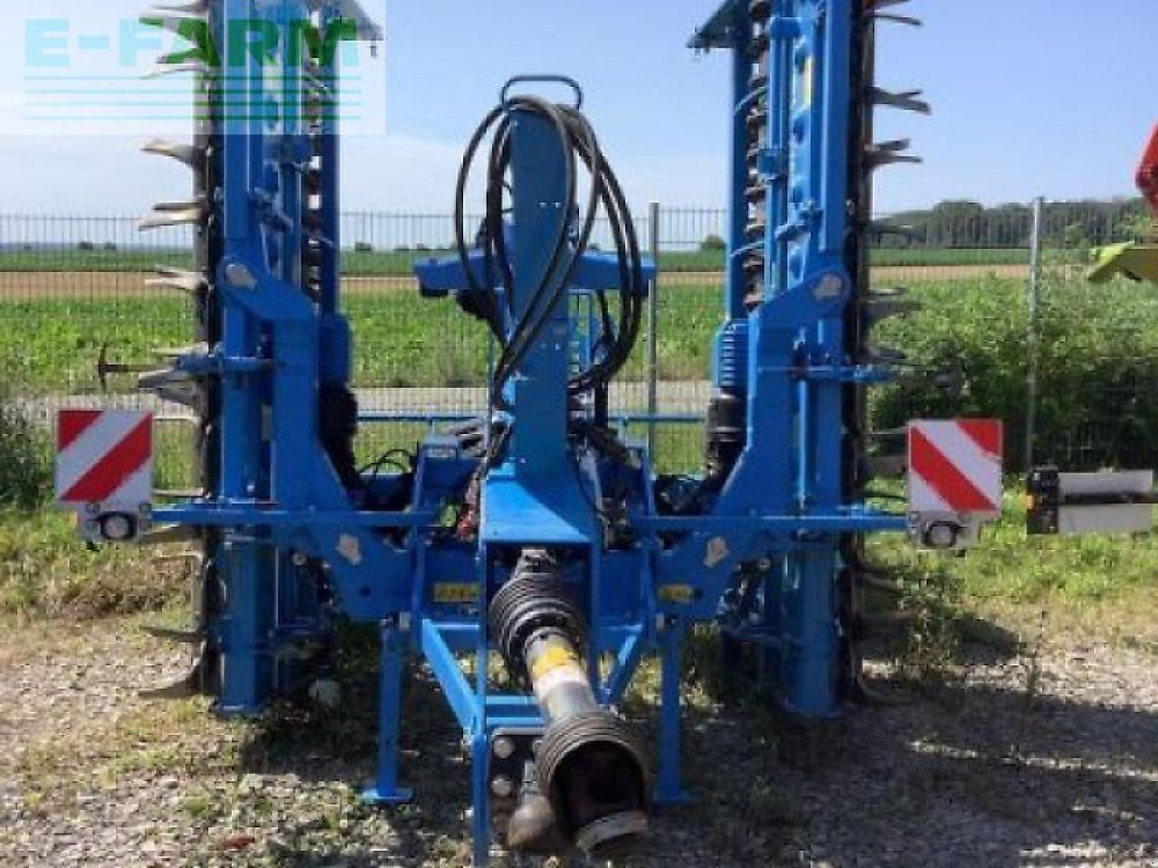 Lemken zirkon 12 mit fahrwerk - Опрема за обработка на почва: слика 2 Lemken zirkon 12 mit fahrwerk - Опрема за обработка на почва: слика 2