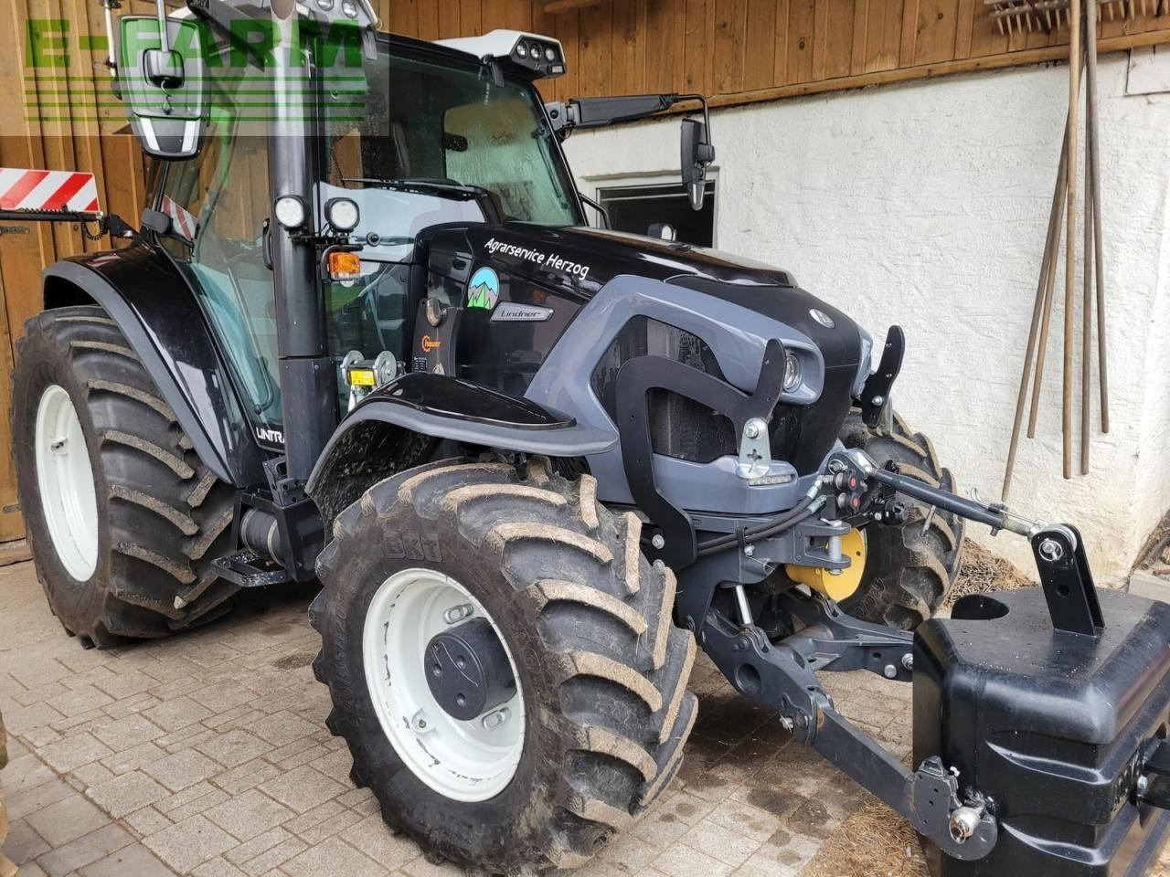 Lindner lintrac 100 (stufe 5) 4rad-lenkung - Трактор: слика 2 Lindner lintrac 100 (stufe 5) 4rad-lenkung - Трактор: слика 2