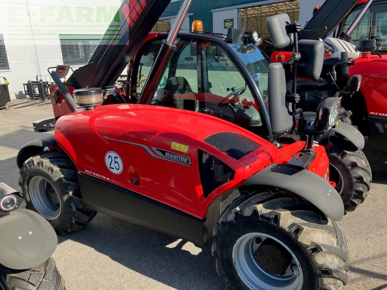 Manitou MLT625 - Телескопски ракувач: слика 3 Manitou MLT625 - Телескопски ракувач: слика 3