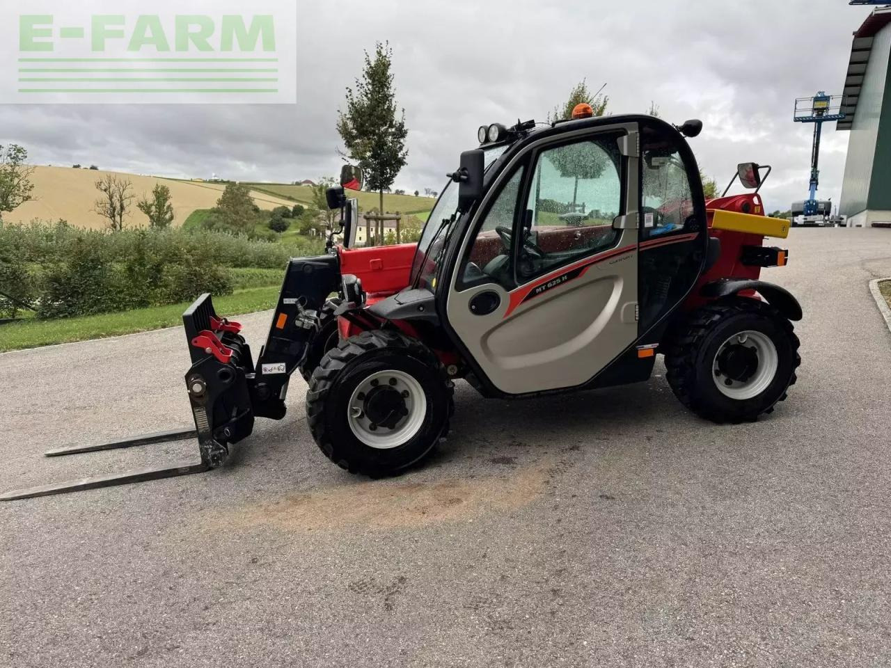 Manitou mt625 h - Телескопски ракувач: слика 1 Manitou mt625 h - Телескопски ракувач: слика 1