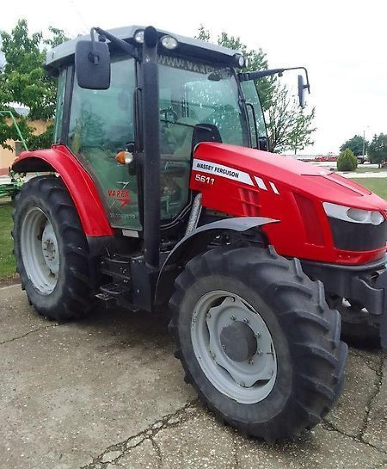 Massey Ferguson 5611-dyna 4- eesential Essential - Трактор: слика 4 Massey Ferguson 5611-dyna 4- eesential Essential - Трактор: слика 4
