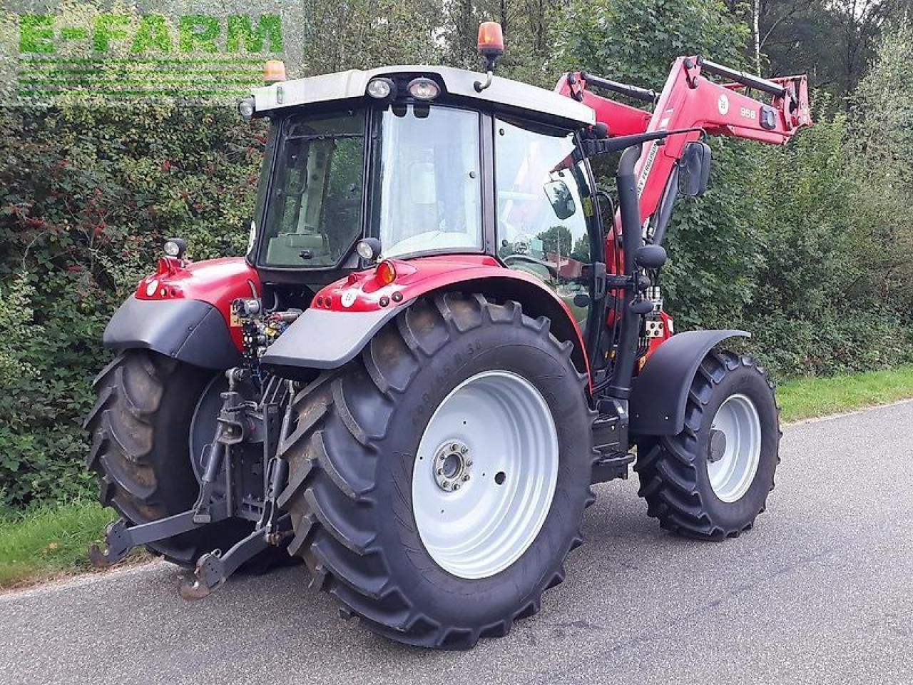 Massey Ferguson 5713 sl - Трактор: слика 5 Massey Ferguson 5713 sl - Трактор: слика 5