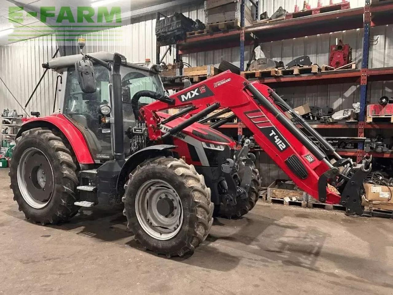 Massey Ferguson 5s.135 - Трактор: слика 1 Massey Ferguson 5s.135 - Трактор: слика 1