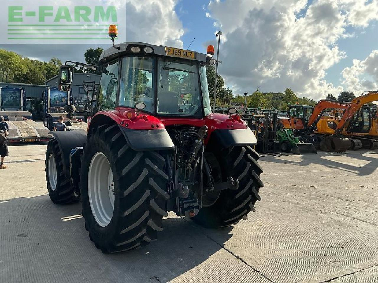 Massey Ferguson 6713s dyna6 tractor (st24311) - Трактор: слика 5 Massey Ferguson 6713s dyna6 tractor (st24311) - Трактор: слика 5