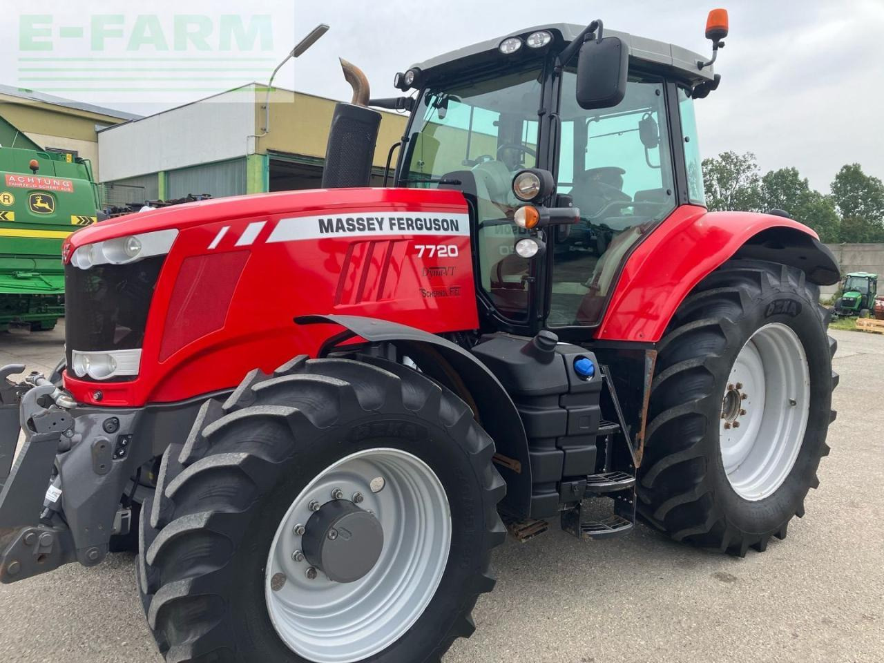 Massey Ferguson 7720 - Трактор: слика 1 Massey Ferguson 7720 - Трактор: слика 1