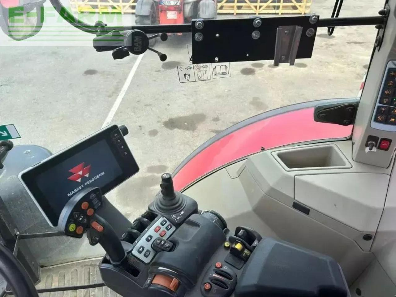 Massey Ferguson 8732s exclusive - Трактор: слика 3 Massey Ferguson 8732s exclusive - Трактор: слика 3