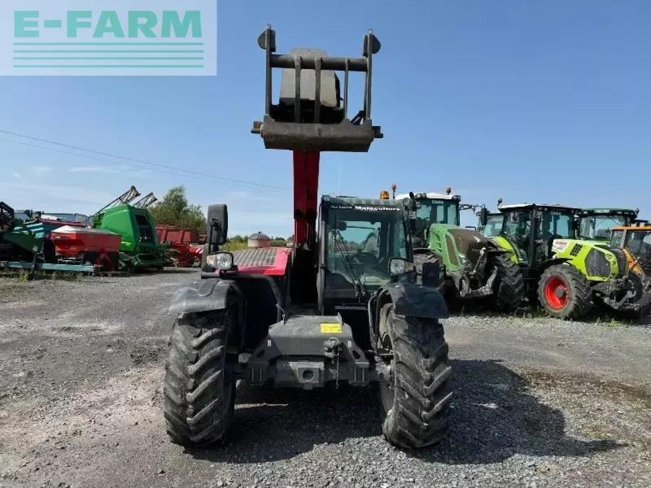 Massey Ferguson 9305 xtra - Телескопски ракувач: слика 2 Massey Ferguson 9305 xtra - Телескопски ракувач: слика 2