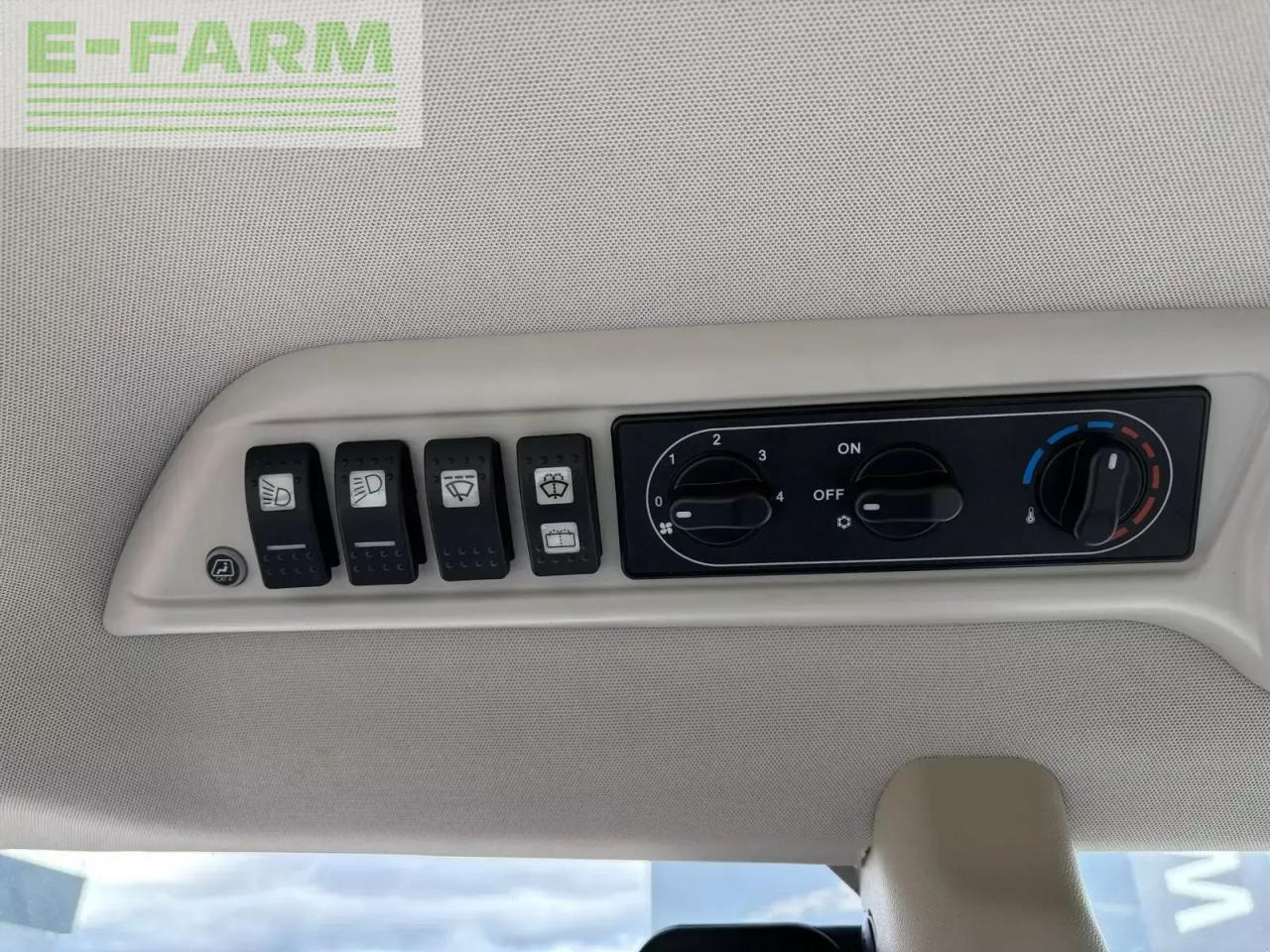 Трактор Massey Ferguson mf 3fr.95 kabine: слика 20