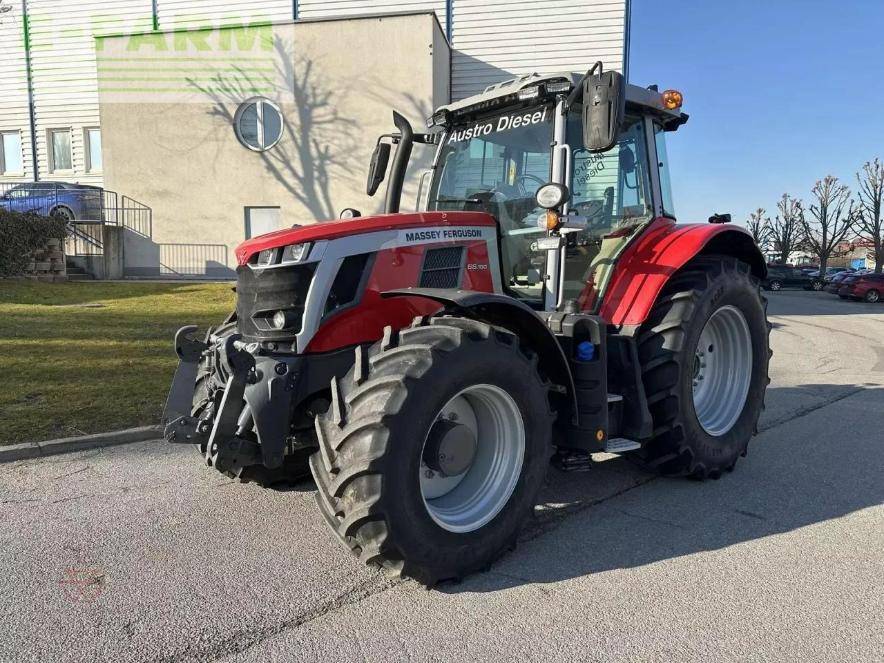 Massey Ferguson mf 6s.180 - Трактор: слика 1 Massey Ferguson mf 6s.180 - Трактор: слика 1