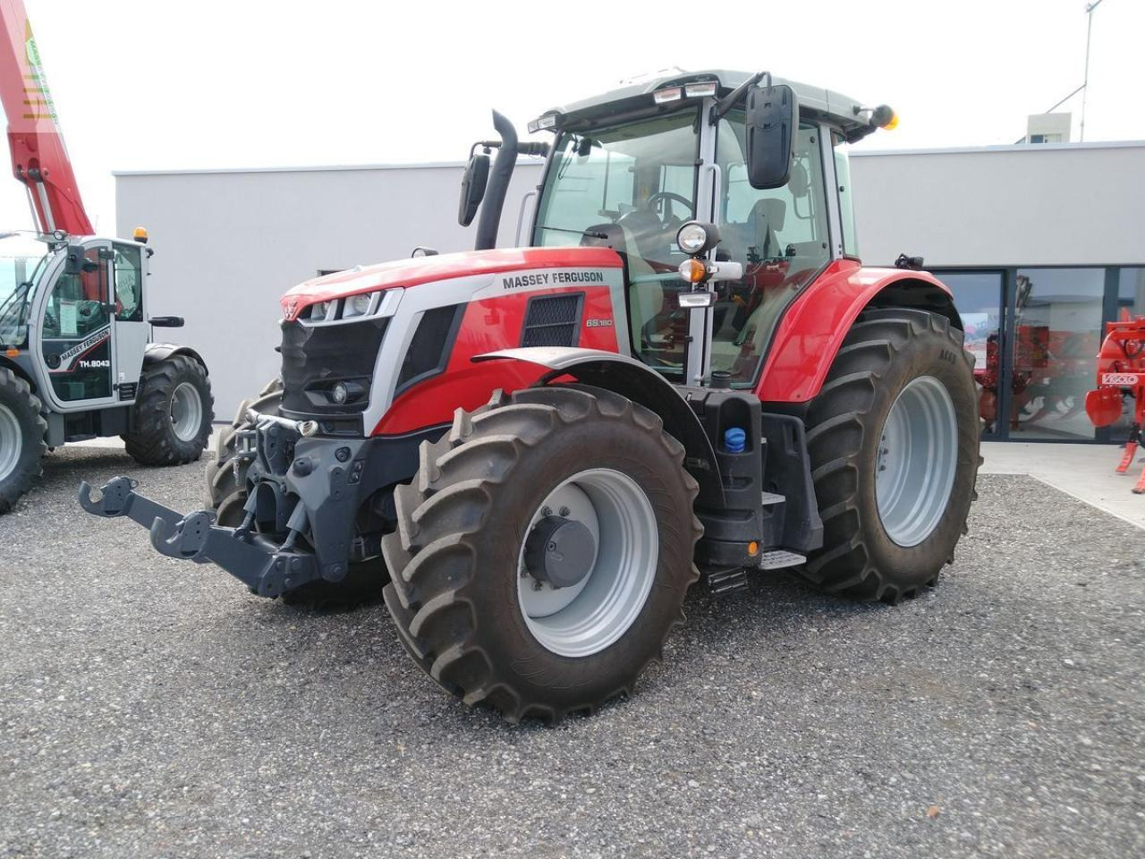 Massey Ferguson mf 6s.180 dyna-vt exclusive Exclusive - Трактор: слика 1 Massey Ferguson mf 6s.180 dyna-vt exclusive Exclusive - Трактор: слика 1