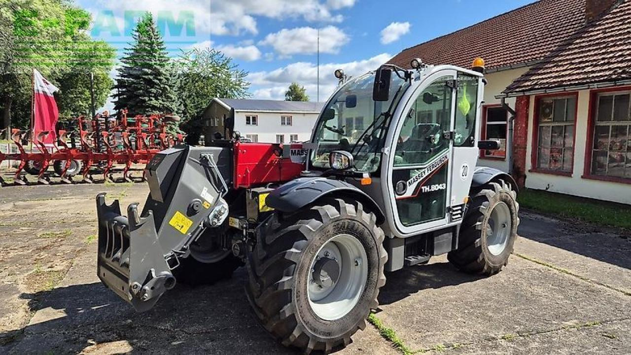 Massey Ferguson th.8043 - Телескопски ракувач: слика 3 Massey Ferguson th.8043 - Телескопски ракувач: слика 3