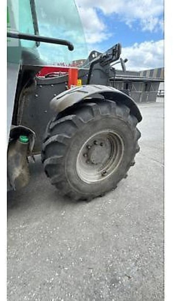 Massey Ferguson th7035 - Телескопски ракувач: слика 3 Massey Ferguson th7035 - Телескопски ракувач: слика 3