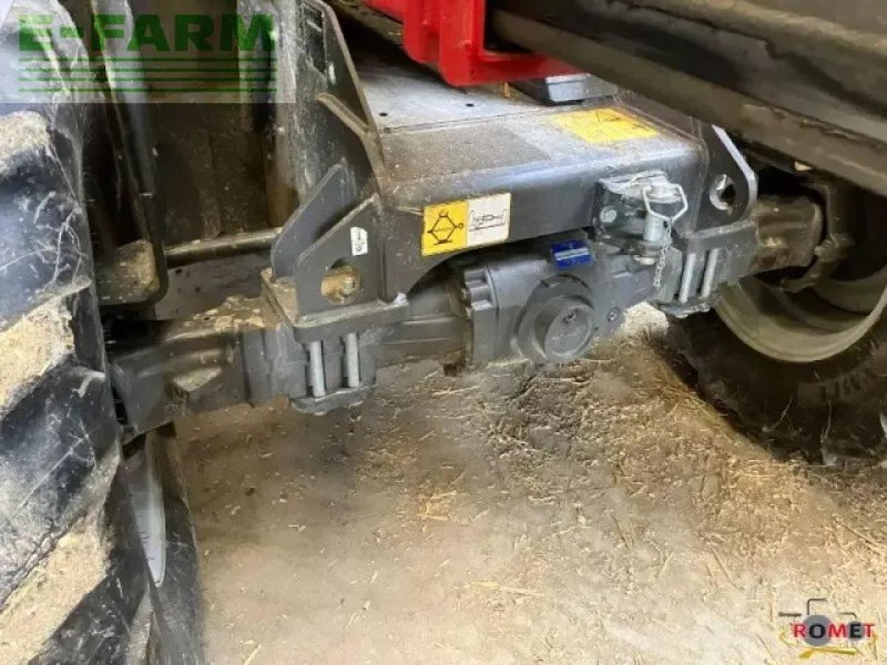 Massey Ferguson th7038 - Телескопски ракувач: слика 4 Massey Ferguson th7038 - Телескопски ракувач: слика 4