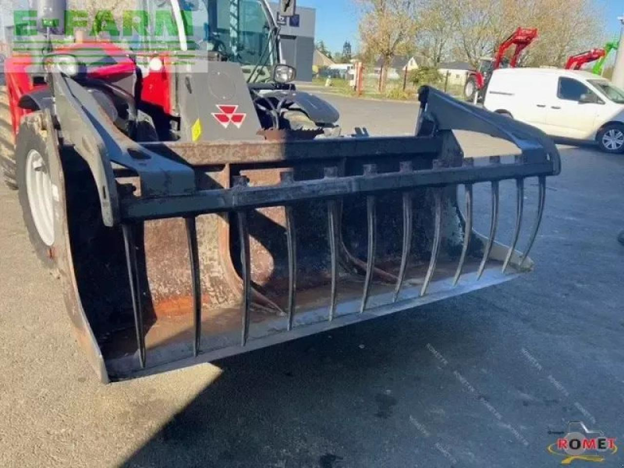 Massey Ferguson th7038 ef - Телескопски ракувач: слика 1 Massey Ferguson th7038 ef - Телескопски ракувач: слика 1