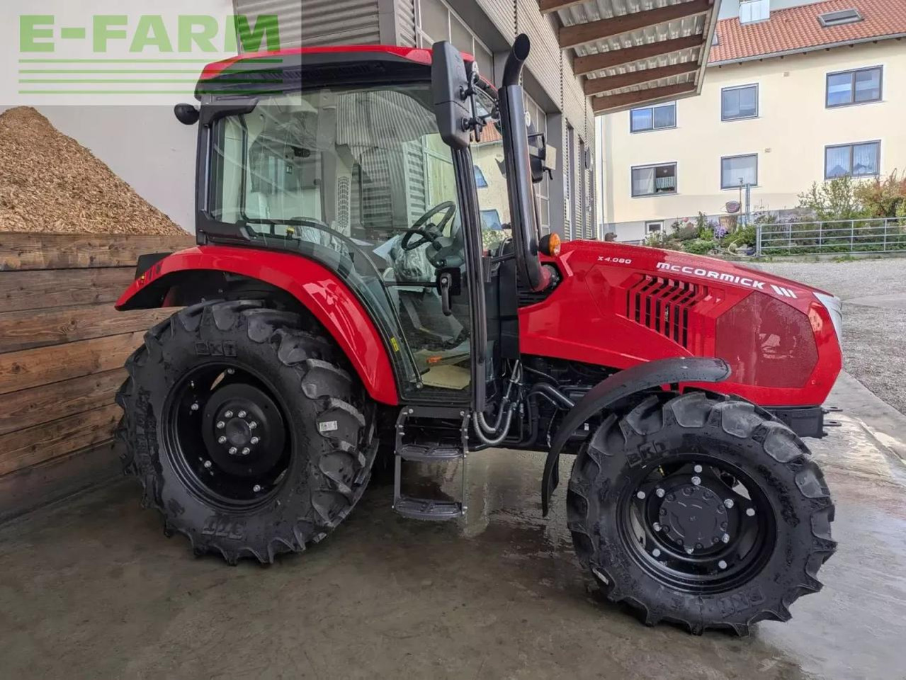McCormick x4.080 - Трактор: слика 2 McCormick x4.080 - Трактор: слика 2