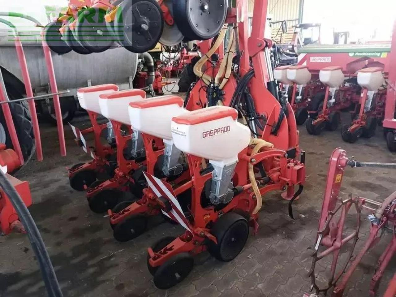 Mustang manta 8-reihige einzelkornsämaschine - Прецизна машина за сеење: слика 4 Mustang manta 8-reihige einzelkornsämaschine - Прецизна машина за сеење: слика 4