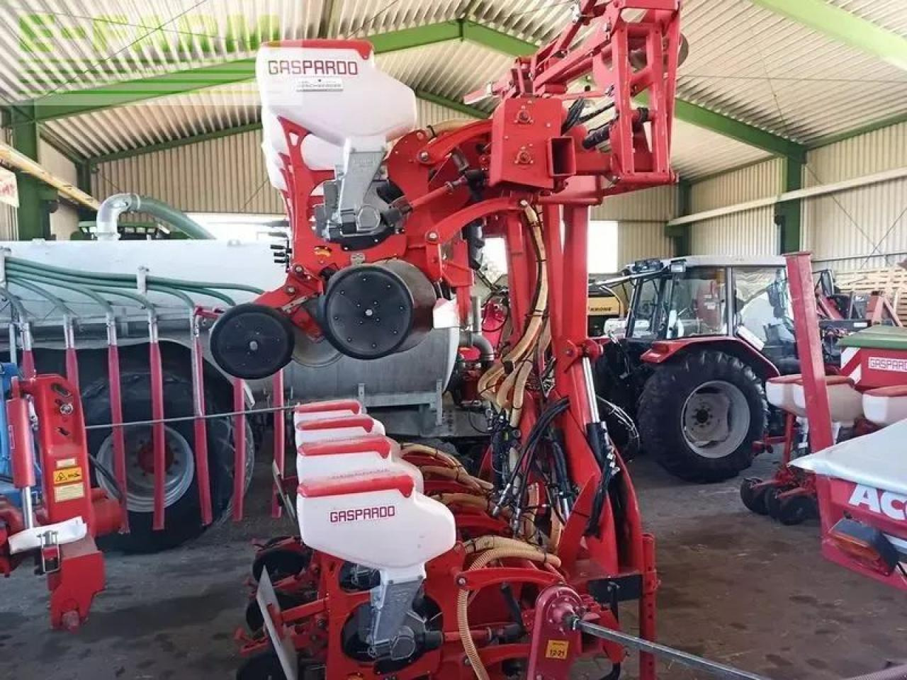 Mustang manta 8-reihige einzelkornsämaschine - Прецизна машина за сеење: слика 3 Mustang manta 8-reihige einzelkornsämaschine - Прецизна машина за сеење: слика 3