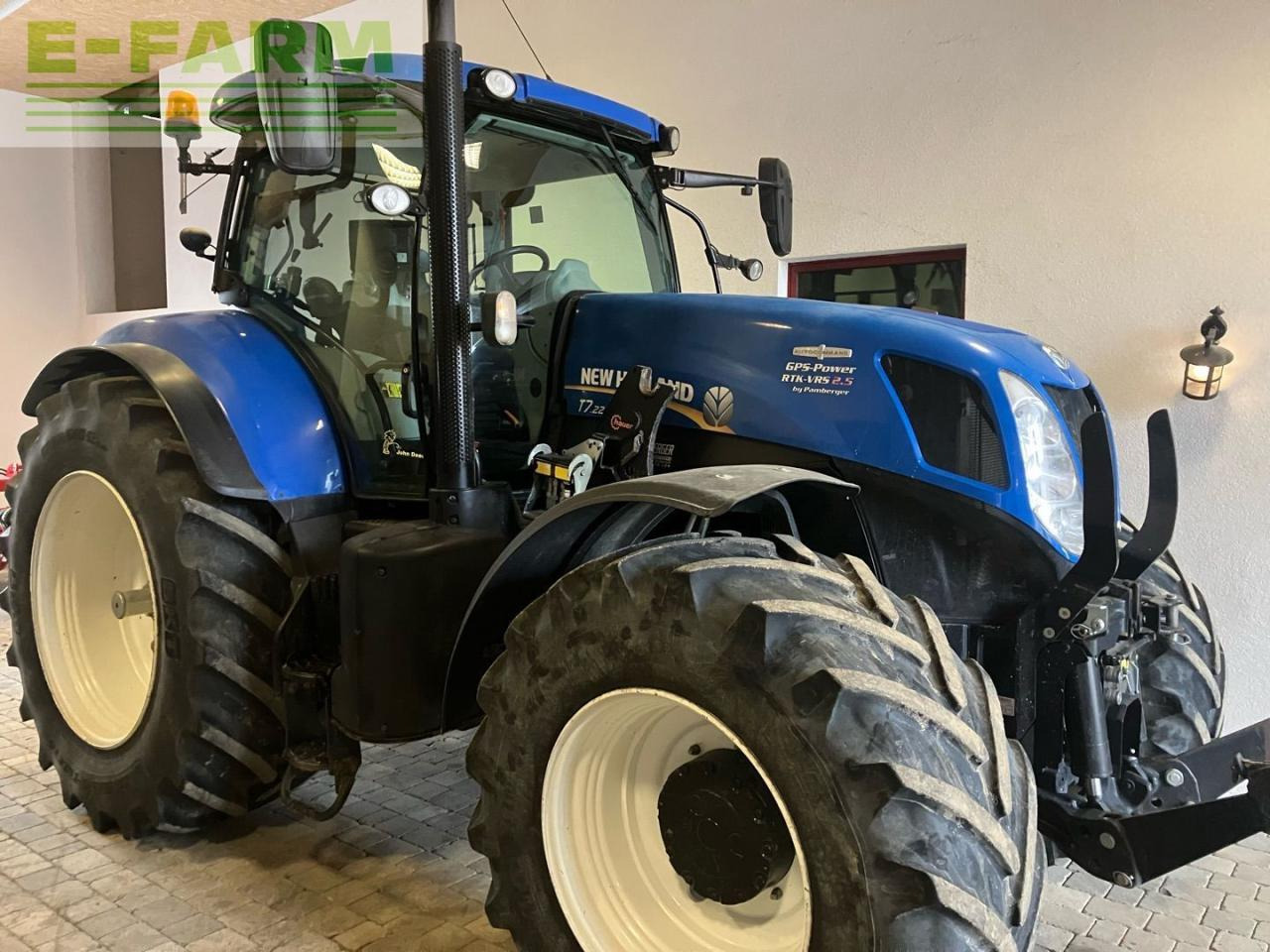 New Holland T7.220 - Трактор: слика 3 New Holland T7.220 - Трактор: слика 3