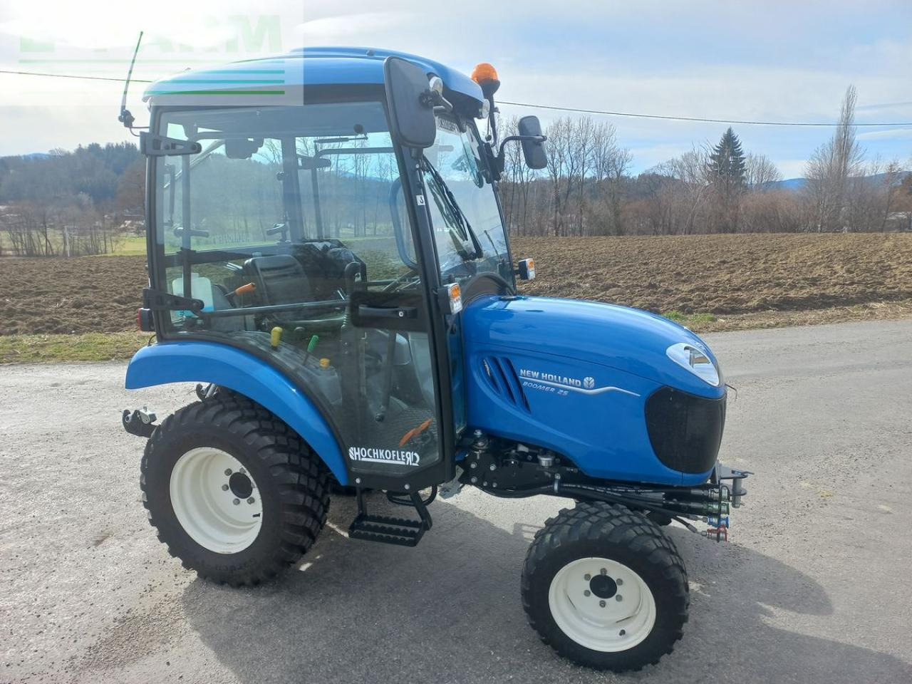 New Holland boomer 25 - Трактор: слика 4 New Holland boomer 25 - Трактор: слика 4