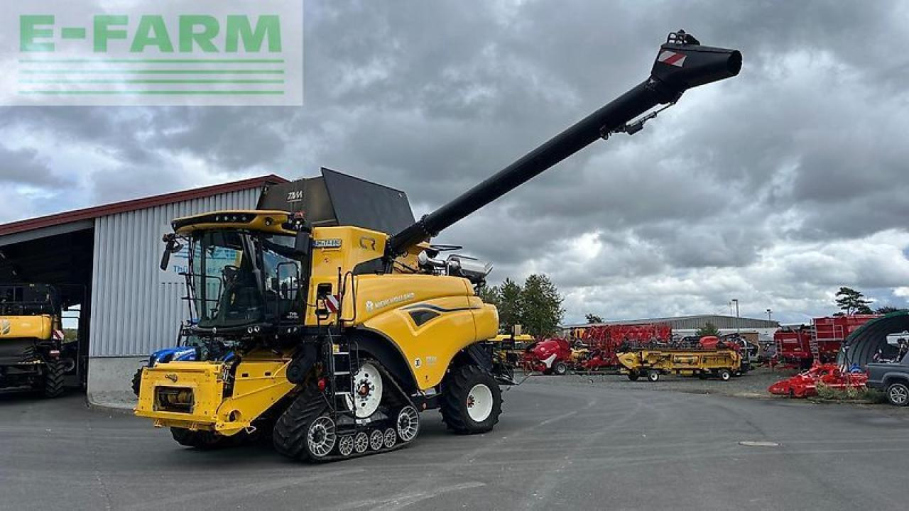 New Holland cr 8.80 raupe - Комбајн: слика 1 New Holland cr 8.80 raupe - Комбајн: слика 1