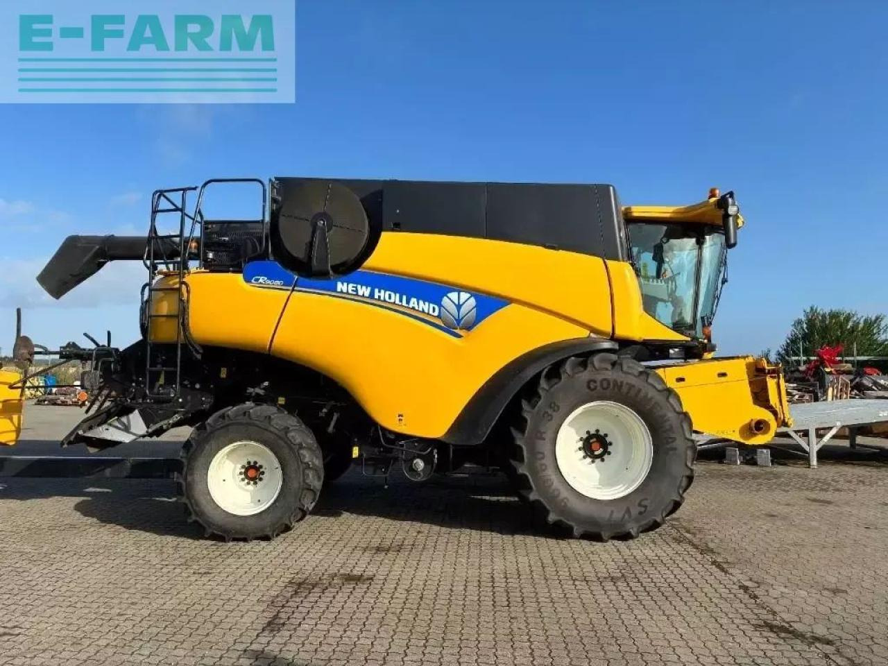 New Holland cr 9080 - Комбајн: слика 3 New Holland cr 9080 - Комбајн: слика 3