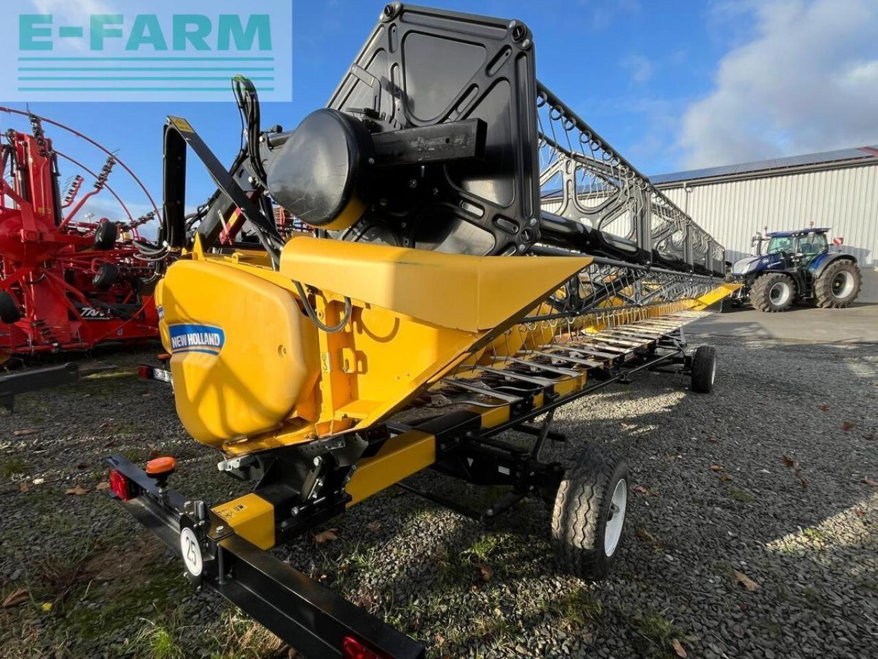 New Holland cx 6.90 schüttler + 25ft sw + sww - Комбајн: слика 3 New Holland cx 6.90 schüttler + 25ft sw + sww - Комбајн: слика 3