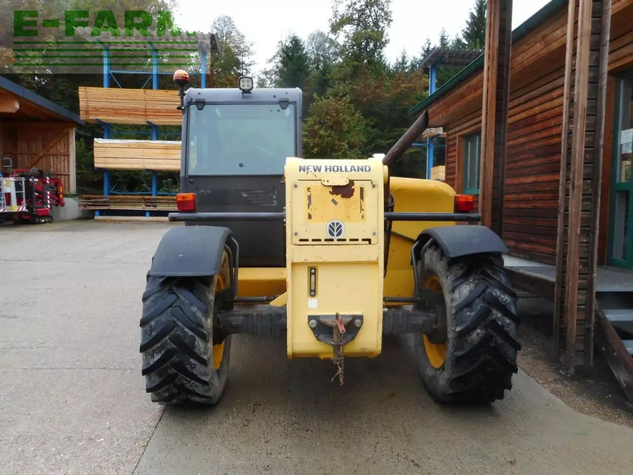 New Holland lm732 mit schaufel und gabel - Телескопски ракувач: слика 3 New Holland lm732 mit schaufel und gabel - Телескопски ракувач: слика 3