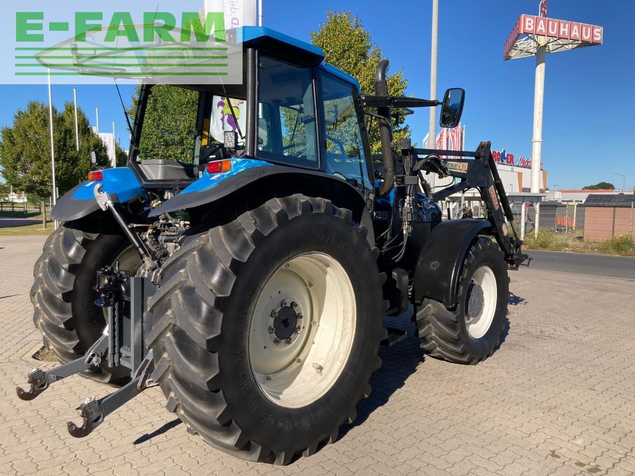 New Holland m 135 - Трактор: слика 5 New Holland m 135 - Трактор: слика 5