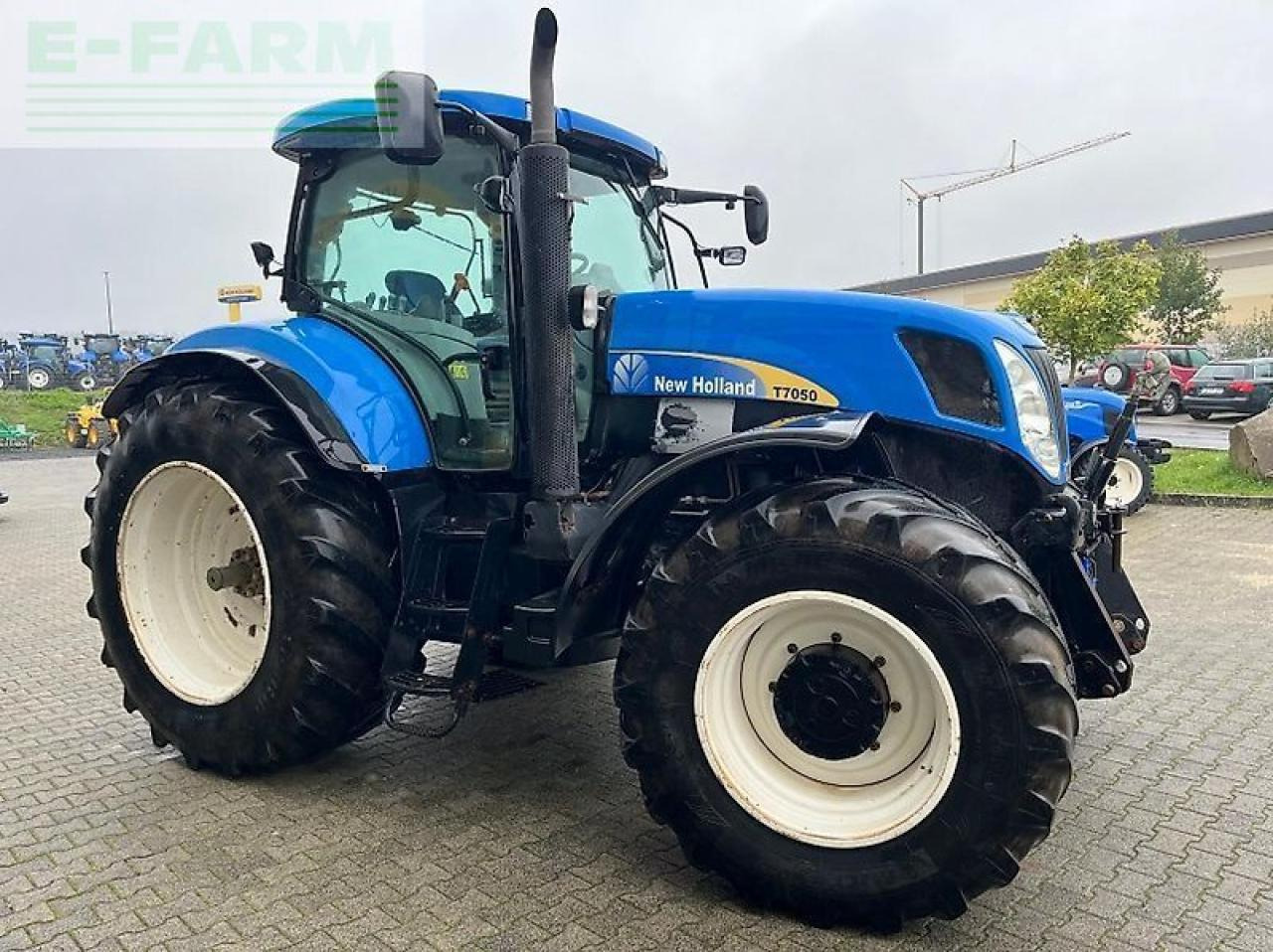 New Holland t 7050 pc PC - Трактор: слика 2 New Holland t 7050 pc PC - Трактор: слика 2