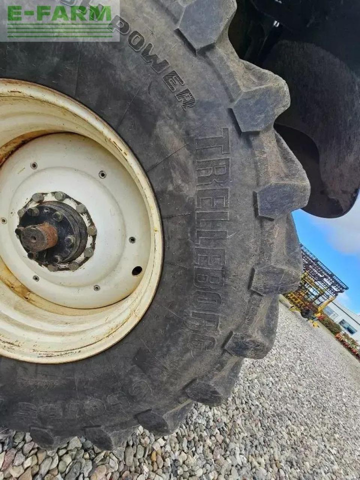 Трактор New Holland t 8.300: слика 7 Трактор New Holland t 8.300: слика 7