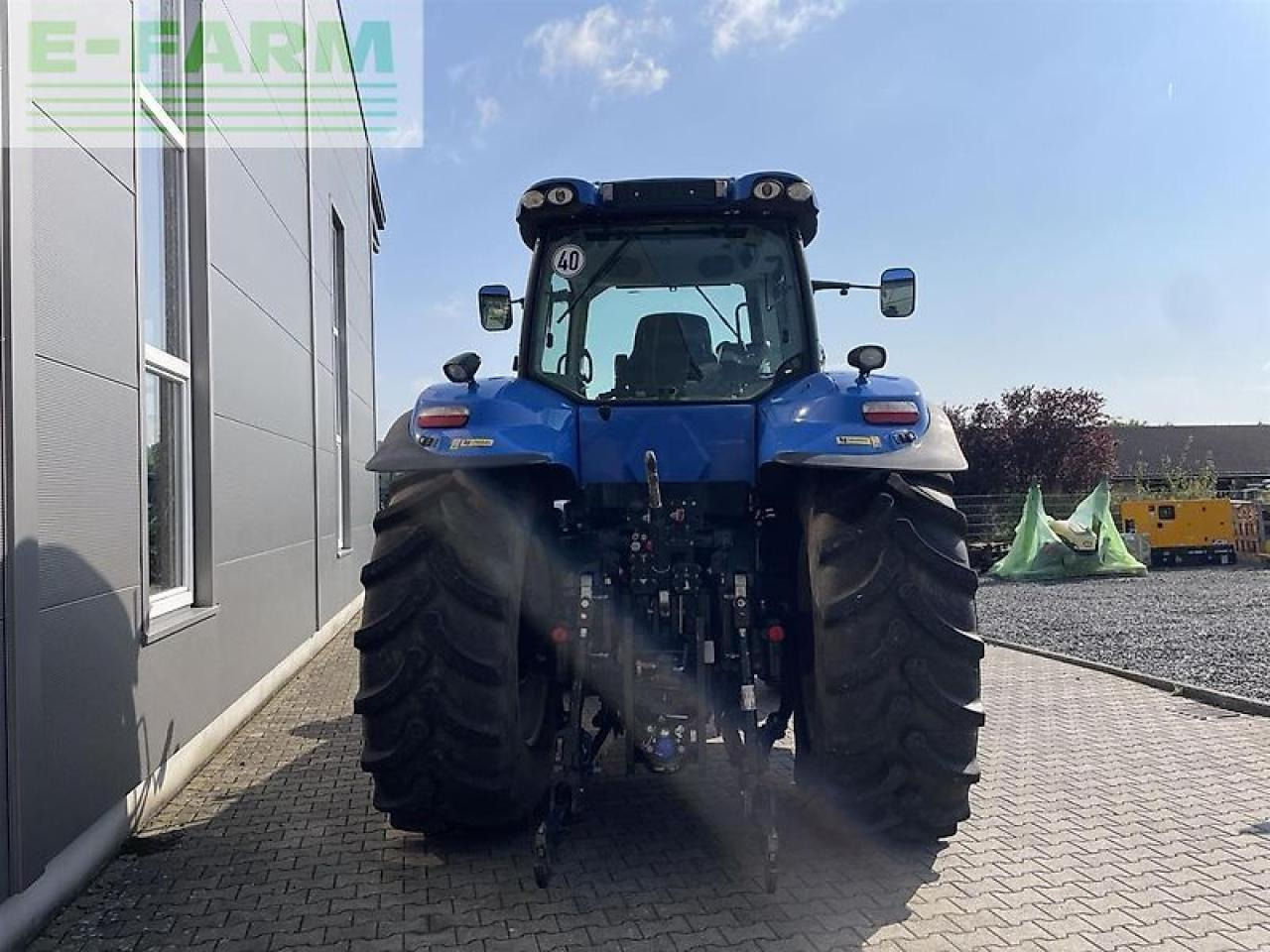 New Holland t 8.390 - Трактор: слика 5 New Holland t 8.390 - Трактор: слика 5