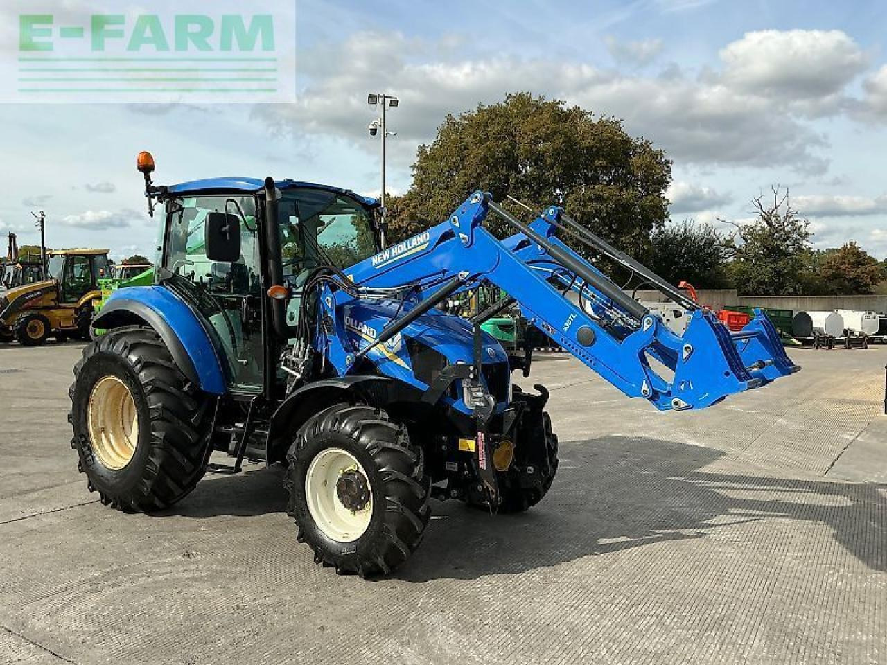 New Holland t4.95 tractor (st24547) - Трактор: слика 3 New Holland t4.95 tractor (st24547) - Трактор: слика 3