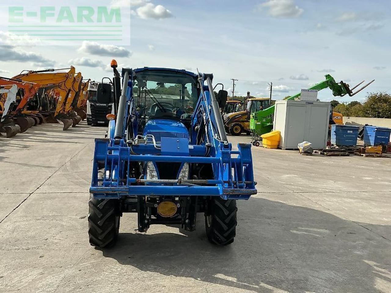 New Holland t4.95 tractor (st24547) - Трактор: слика 4 New Holland t4.95 tractor (st24547) - Трактор: слика 4