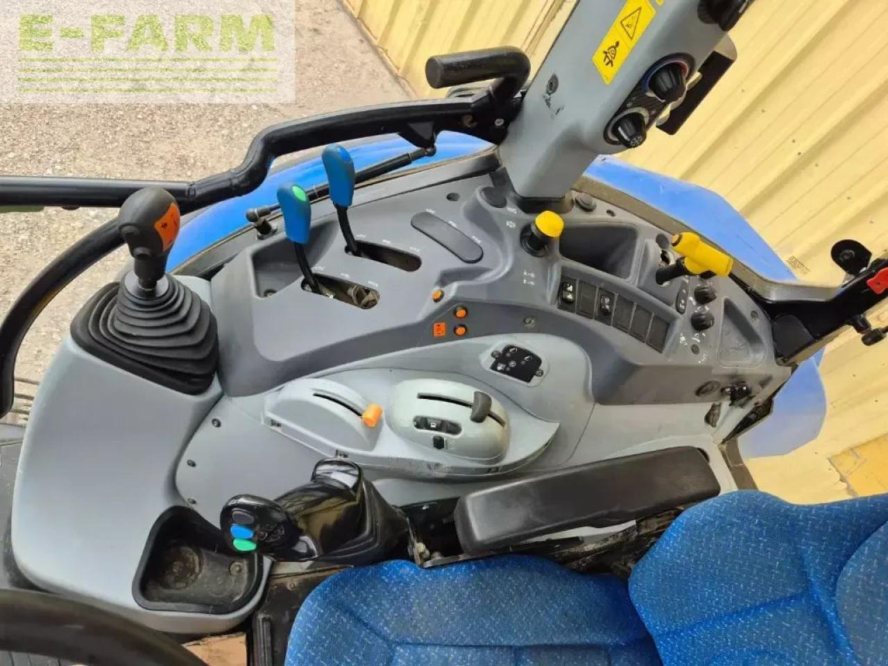 Трактор New Holland t5.95: слика 7