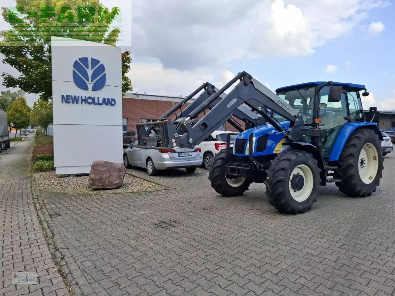 New Holland t5050 - Трактор: слика 3 New Holland t5050 - Трактор: слика 3