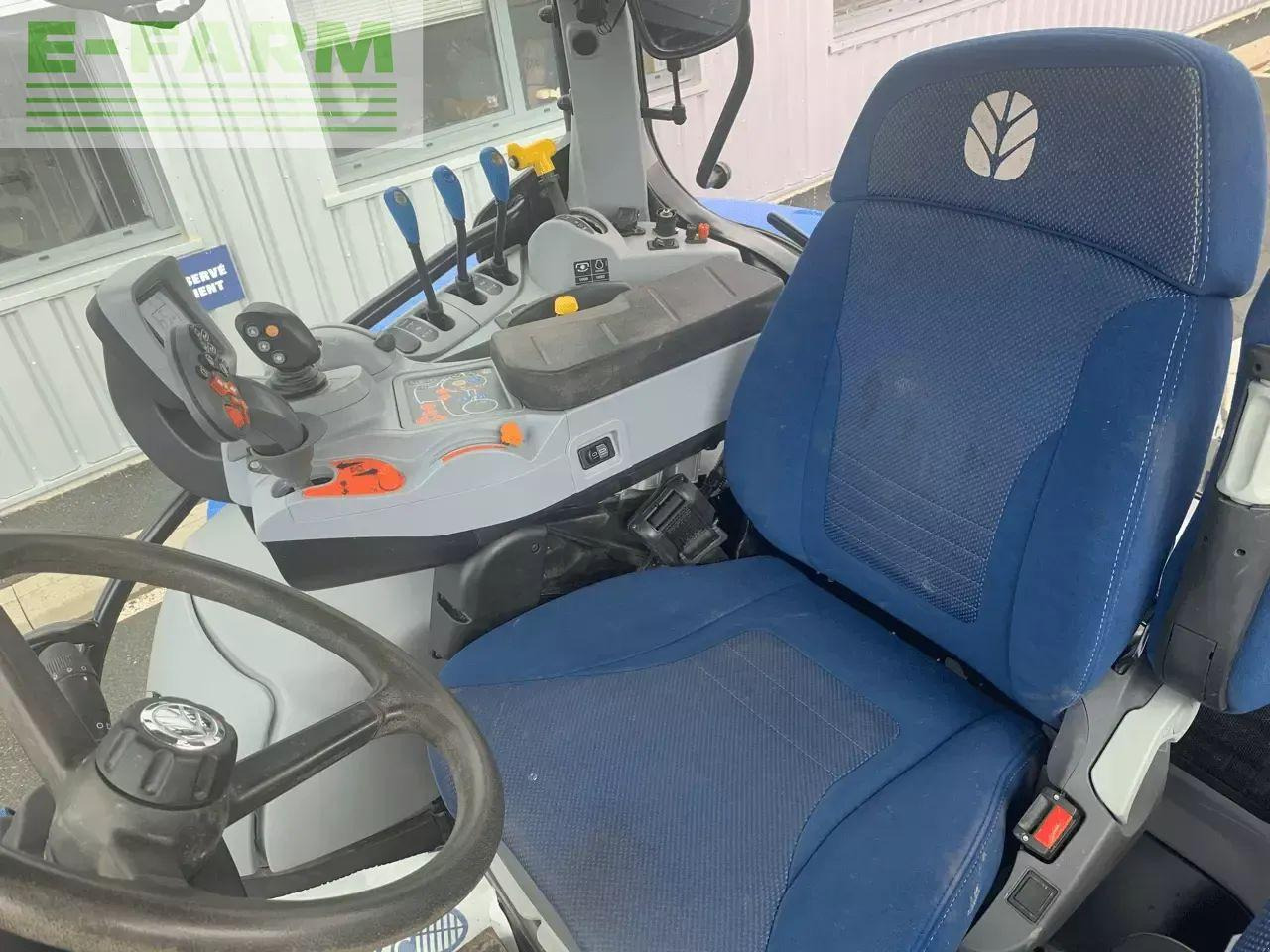New Holland t6.145 dynamic command - Трактор: слика 3 New Holland t6.145 dynamic command - Трактор: слика 3