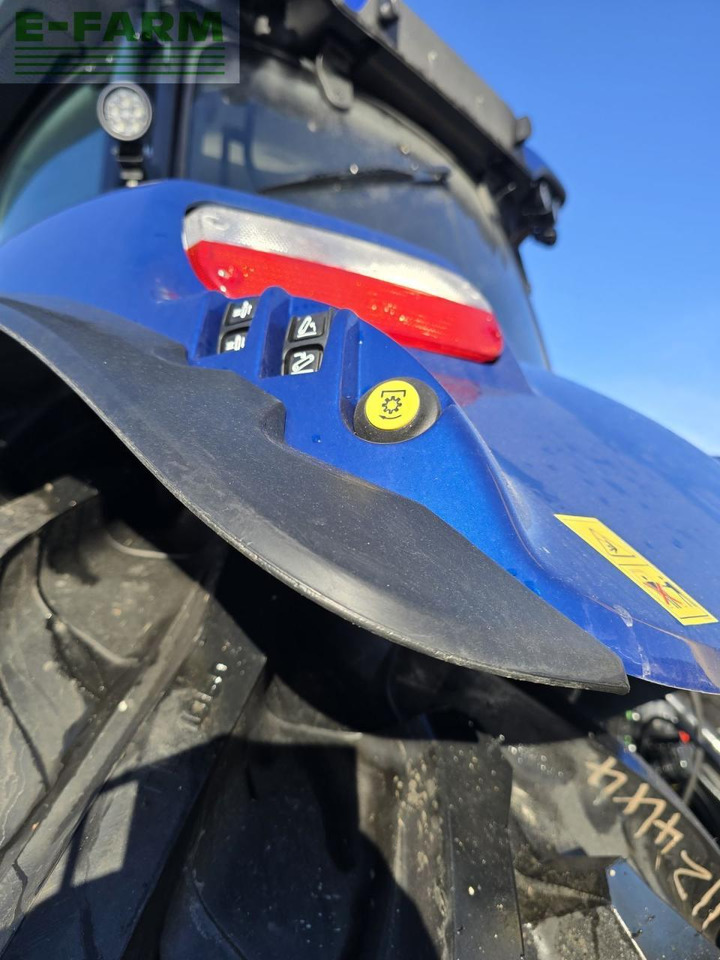 New Holland t6.160 dynamic command (stage v) - Трактор: слика 3 New Holland t6.160 dynamic command (stage v) - Трактор: слика 3