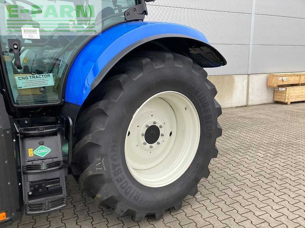 Трактор New Holland t6.180 dc methane power Methane Power: слика 10