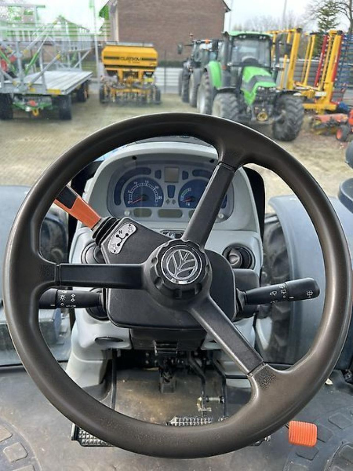 Трактор New Holland t6.180 ec: слика 10