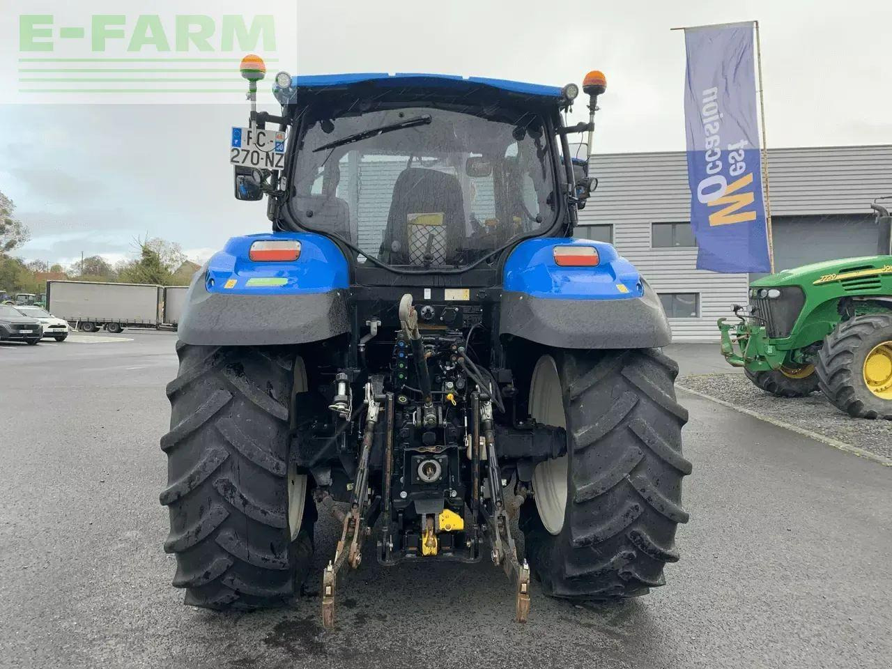 New Holland t6.180 electrocommand t4b - Трактор: слика 3 New Holland t6.180 electrocommand t4b - Трактор: слика 3