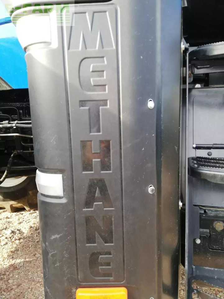 New Holland t6.180 methane - Трактор: слика 2 New Holland t6.180 methane - Трактор: слика 2