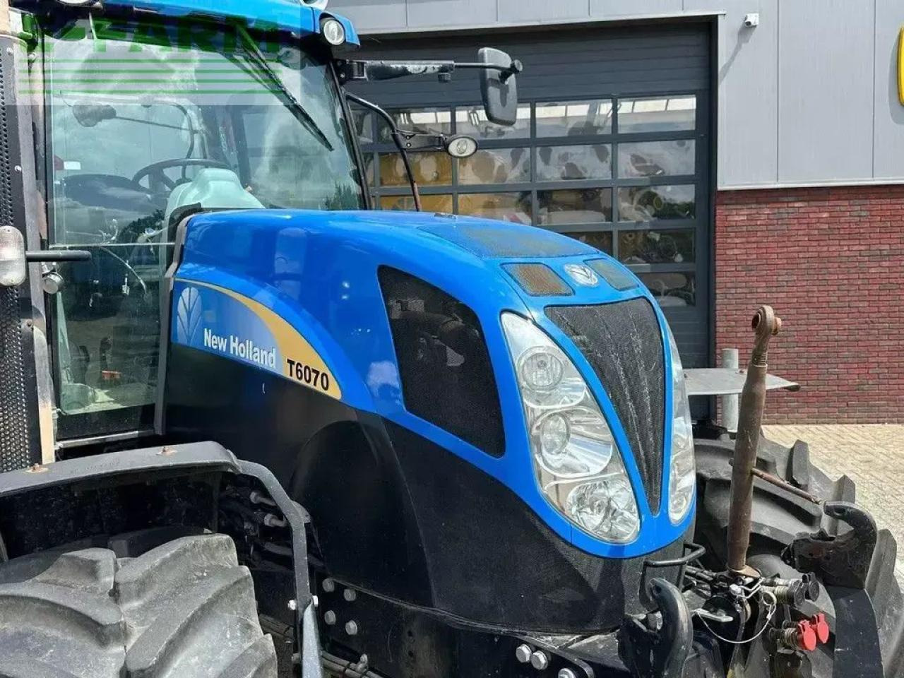 Трактор New Holland t6030 rc: слика 8