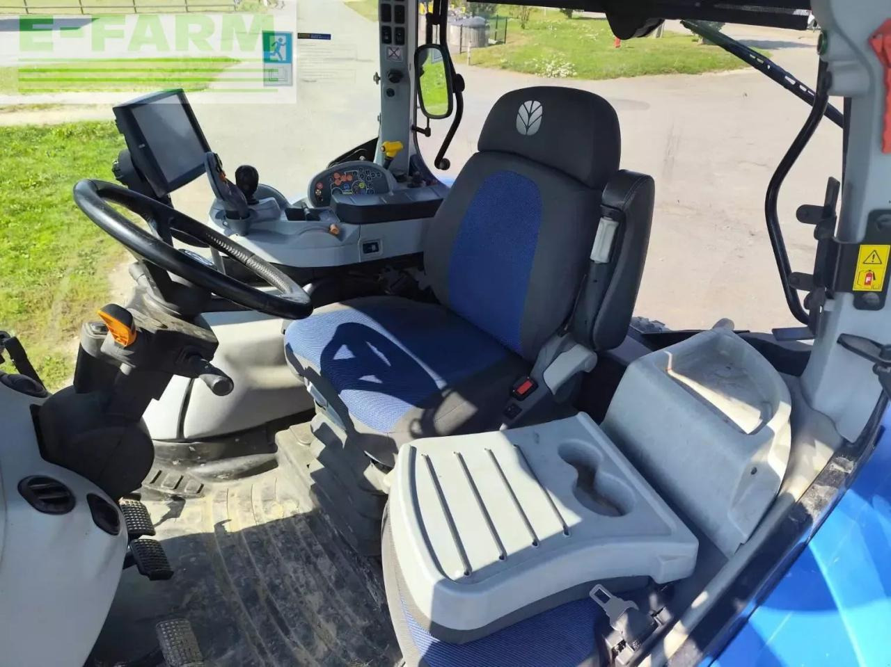 New Holland t7 190 pc - Трактор: слика 5 New Holland t7 190 pc - Трактор: слика 5