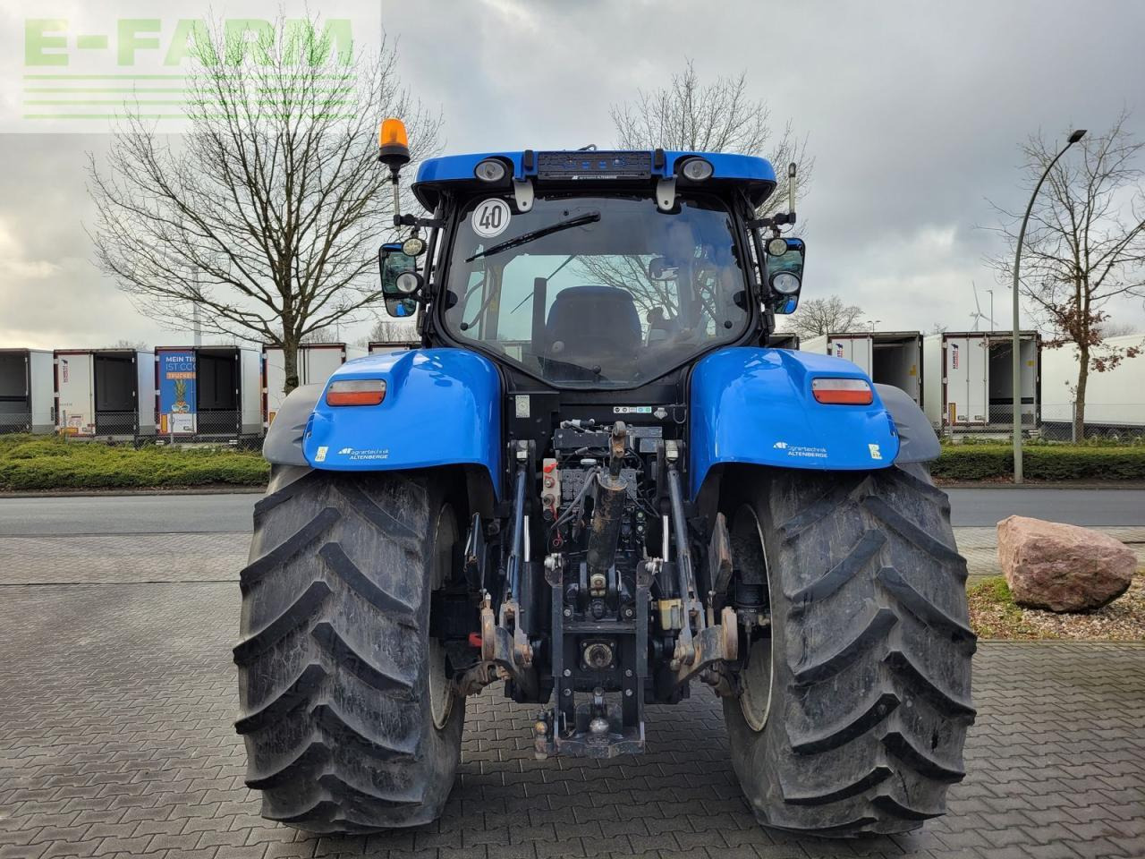 New Holland t7.220 ac - Трактор: слика 5 New Holland t7.220 ac - Трактор: слика 5