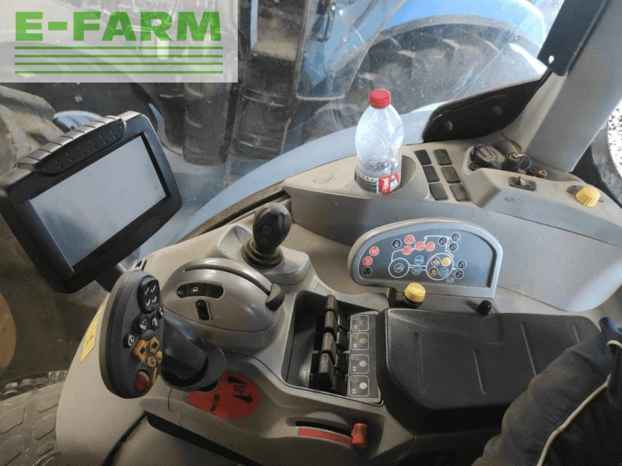 Трактор New Holland t7050 ac AC: слика 6