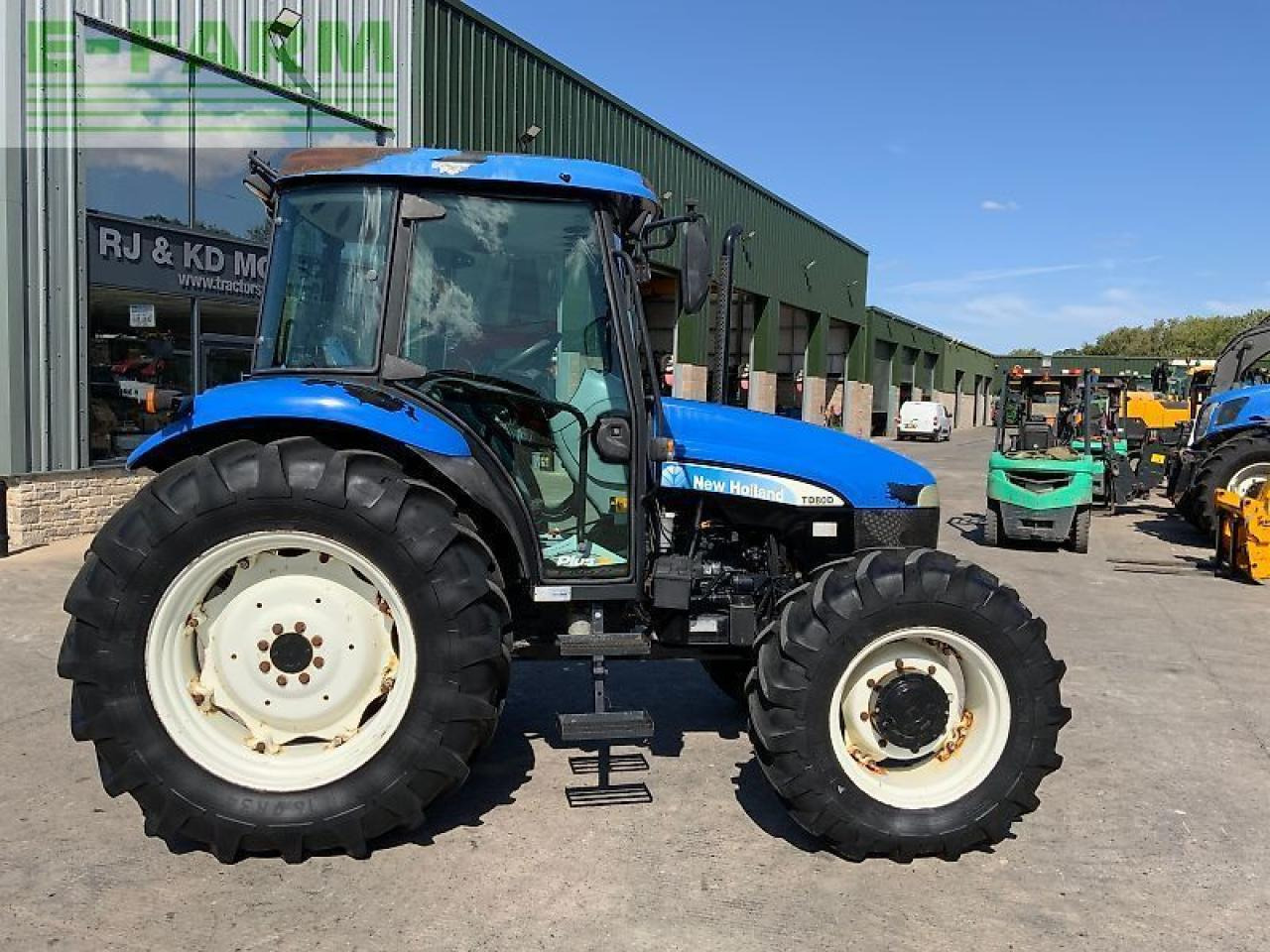 New Holland td80d tractor (st23818) D - Трактор: слика 1 New Holland td80d tractor (st23818) D - Трактор: слика 1