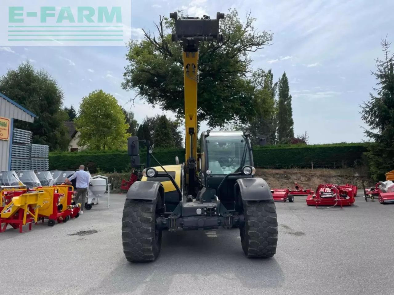 New Holland th 7.37 elite - Телескопски ракувач: слика 4 New Holland th 7.37 elite - Телескопски ракувач: слика 4