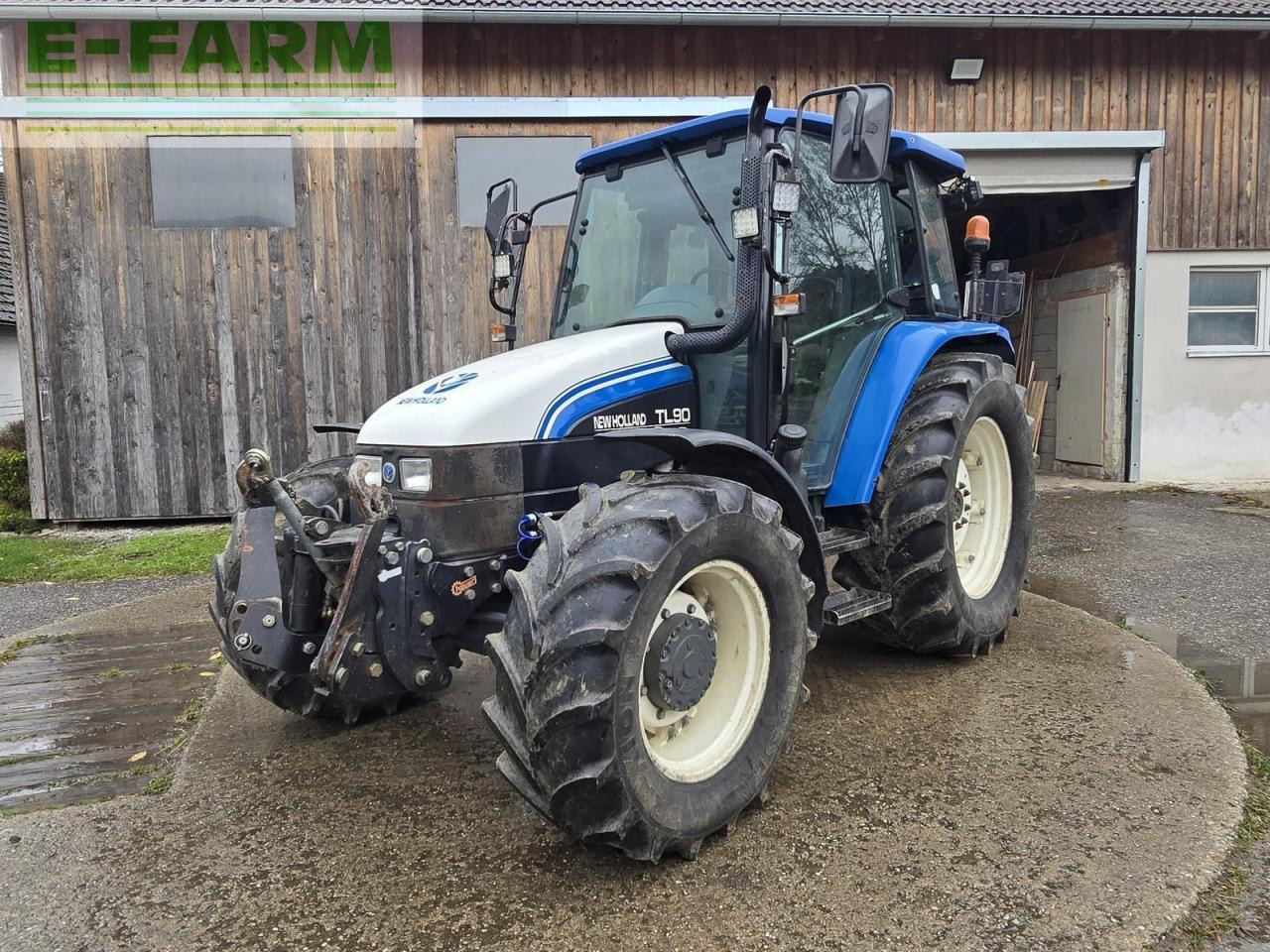 New Holland tl90a (4wd) A - Трактор: слика 1 New Holland tl90a (4wd) A - Трактор: слика 1